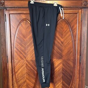 Under Armour Boy’s Black Athletic Pants